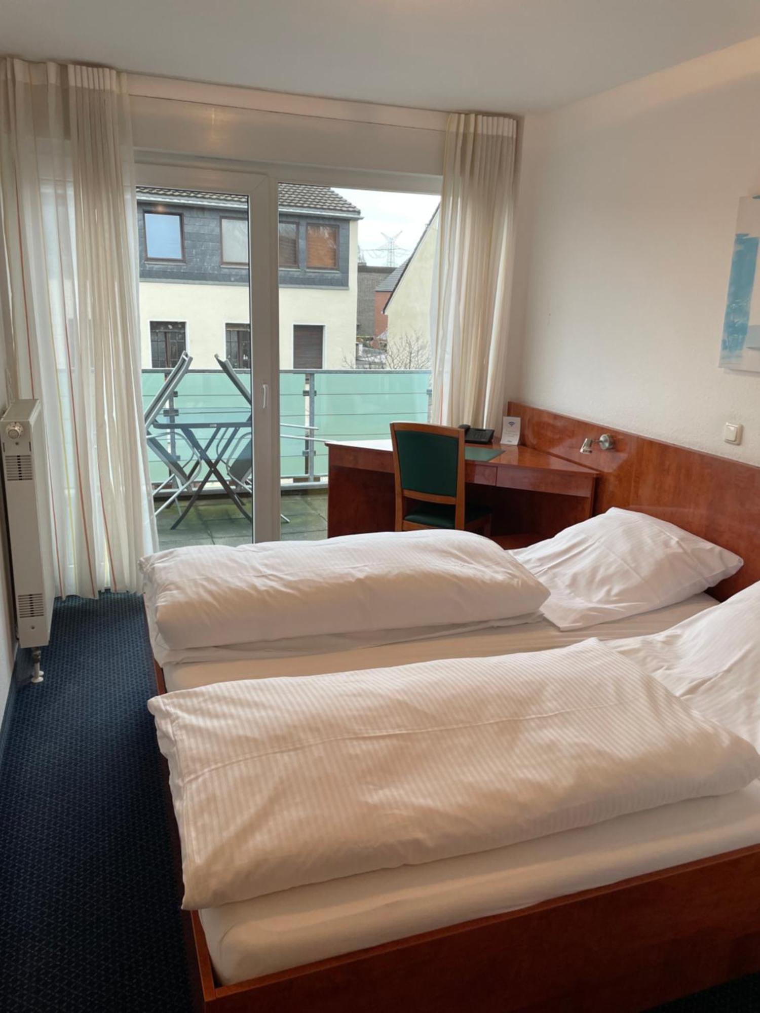 Hotel Merkenich Cologne Extérieur photo